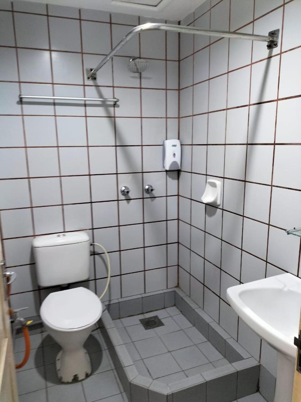 Faber Inn Bintulu Eksteriør bilde